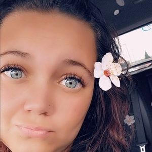 Meet your Posher, Carly